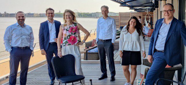 L’équipe de Demeter chargée du fonds VitiRev Innovation. De gauche à droite : Olivier Bordelanne, Amaury Kalt, Sophie Paturle, Stéphane Villecroze, Stéphanie Hillard, Éric Marty